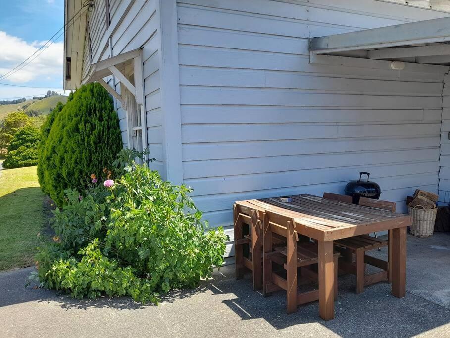 Riverlea Cottage - Cosy, Comfy, Quiet, Central Таумаруни Экстерьер фото